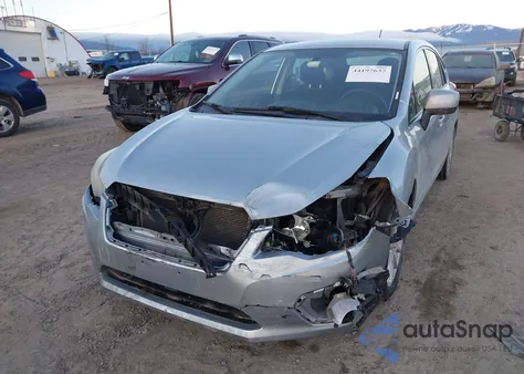 2013 Subaru Impreza 2.0I Premium z USA, uszkodzony, nr VIN JF1GPAC63D1897370